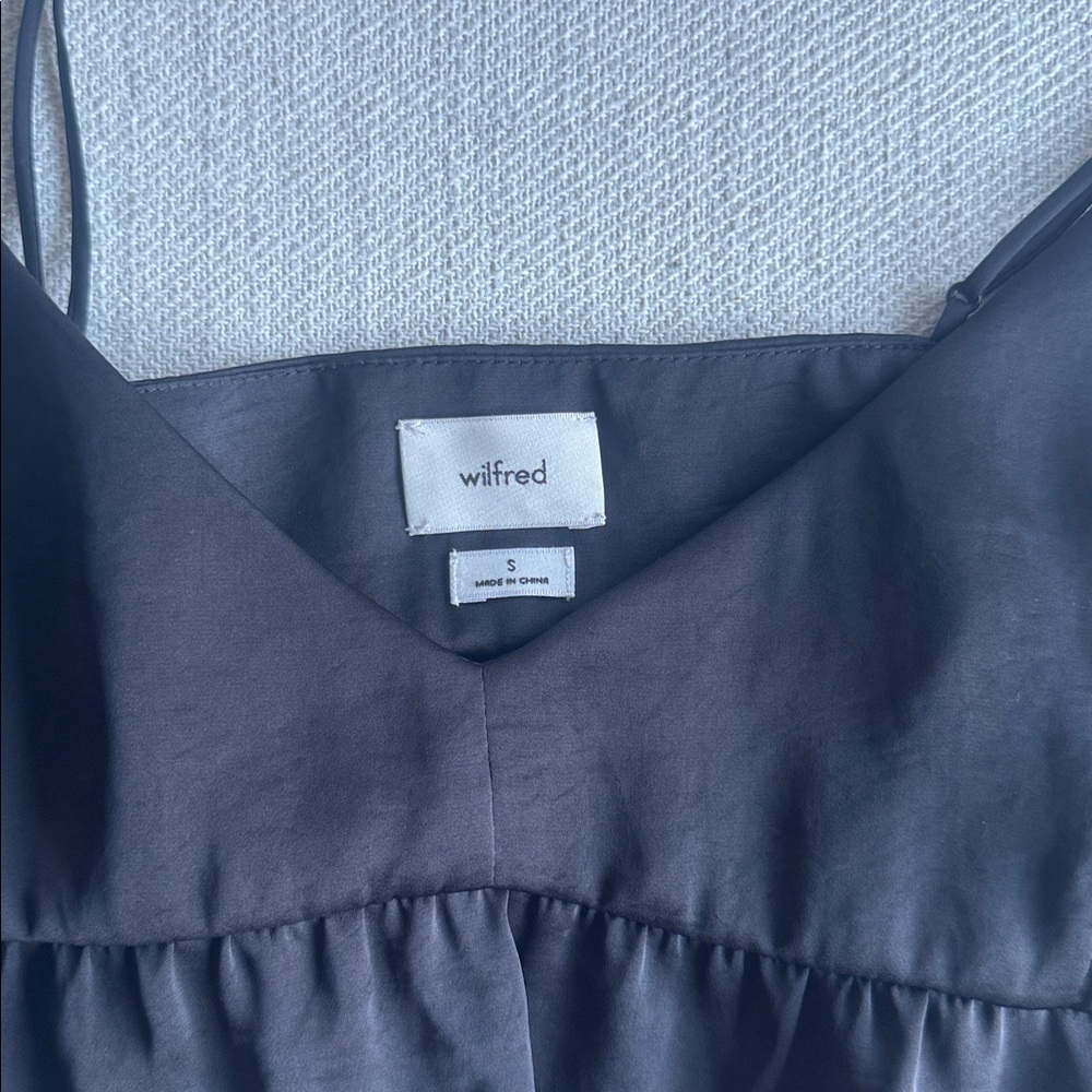 Aritzia Wilfred Lover Satin Camisole - Picture 5 of 6